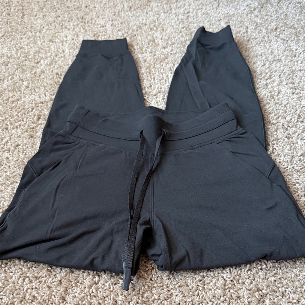 Lululemon Ready to Rulu jogger! Size 2 Dark Grey